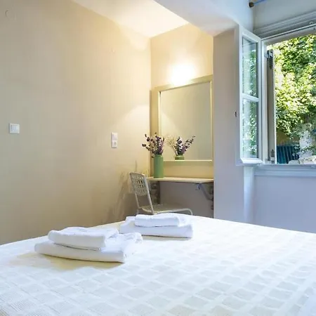 Апартаменты Windward At Captains *